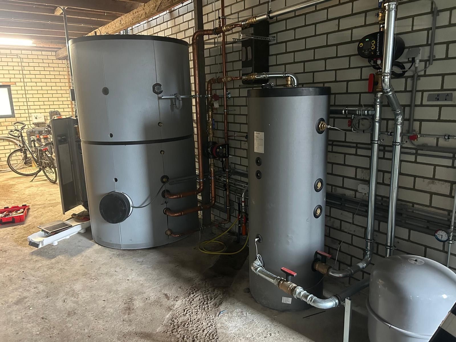 Stijgende gasprijzen: hoe maakt u uw warmwaterinstallatie minder afhankelijk van gas? 2 7